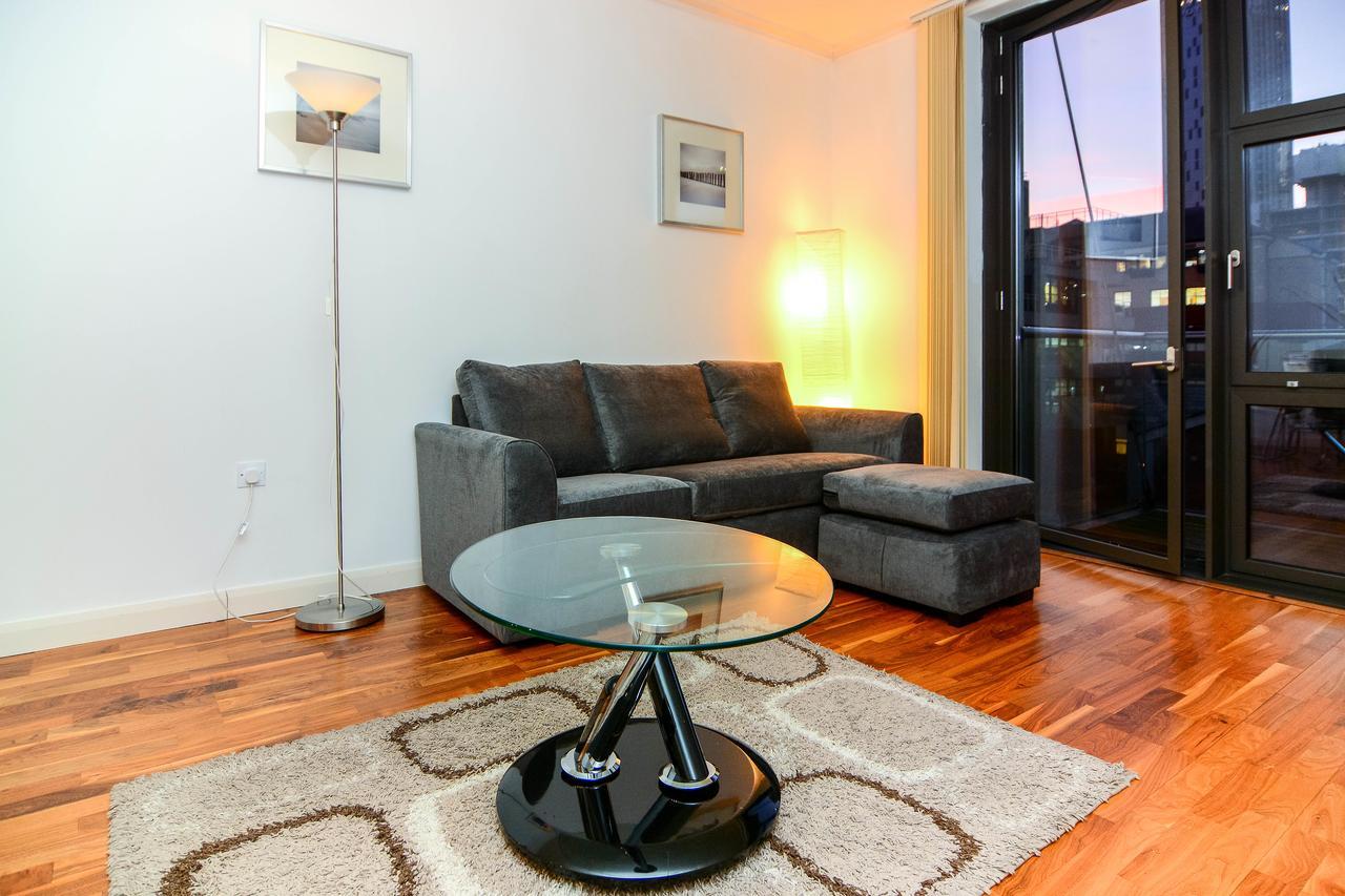 Canary Wharf - Corporate River View Apartments لندن المظهر الخارجي الصورة