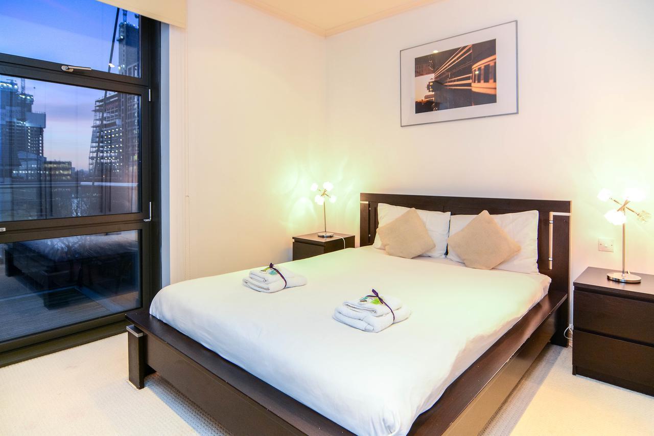 Canary Wharf - Corporate River View Apartments لندن المظهر الخارجي الصورة