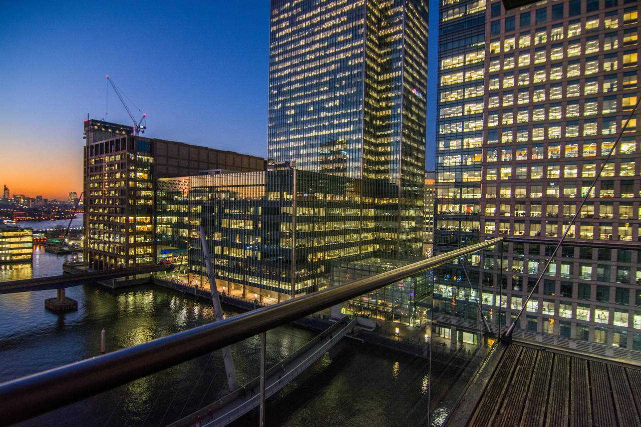 Canary Wharf - Corporate River View Apartments لندن المظهر الخارجي الصورة