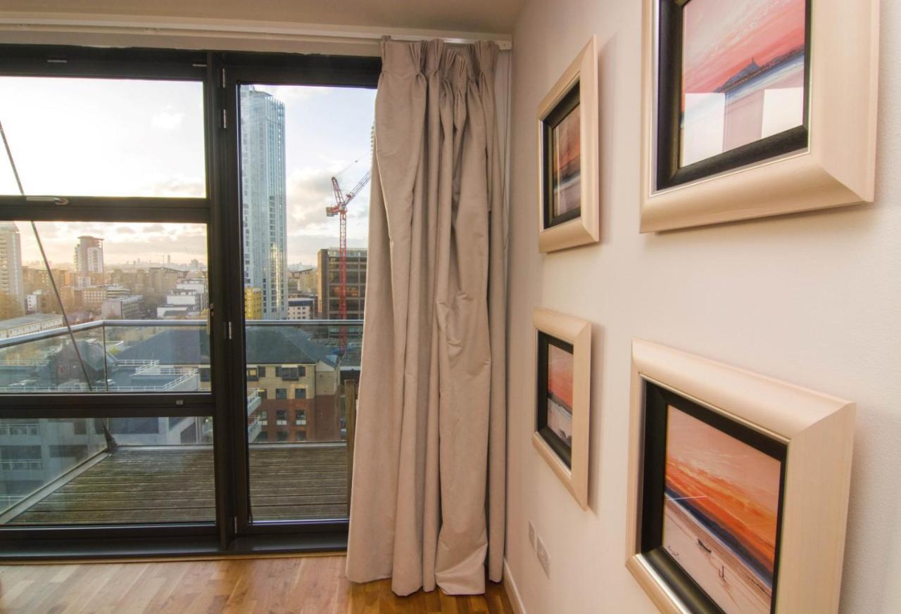 Canary Wharf - Corporate River View Apartments لندن المظهر الخارجي الصورة
