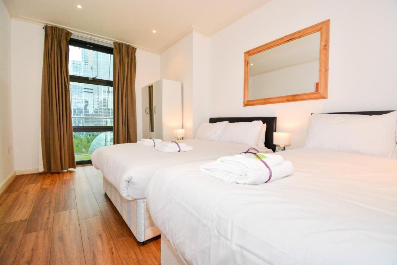Canary Wharf - Corporate River View Apartments لندن المظهر الخارجي الصورة