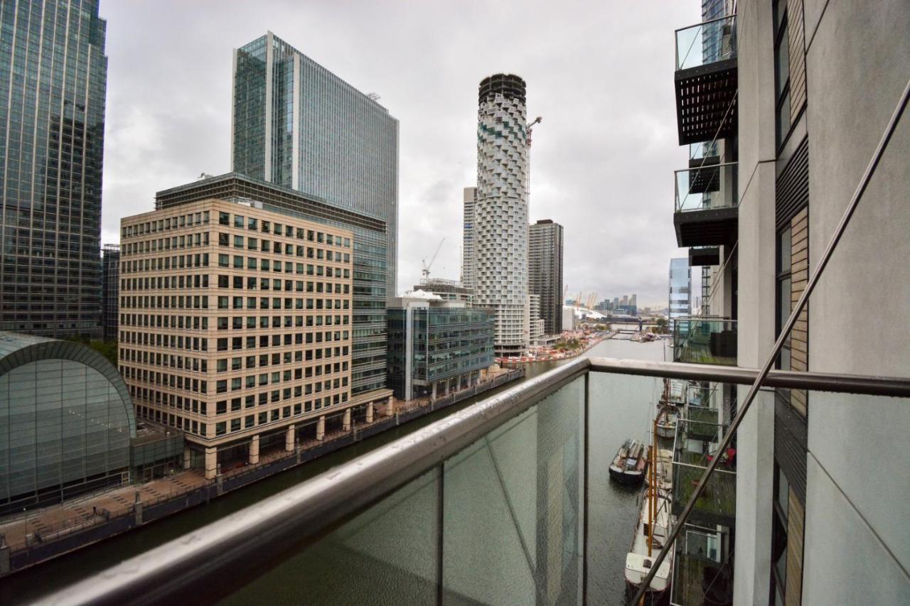 Canary Wharf - Corporate River View Apartments لندن المظهر الخارجي الصورة