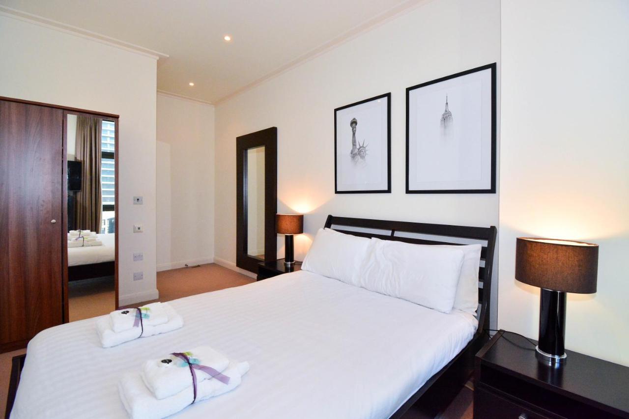 Canary Wharf - Corporate River View Apartments لندن المظهر الخارجي الصورة