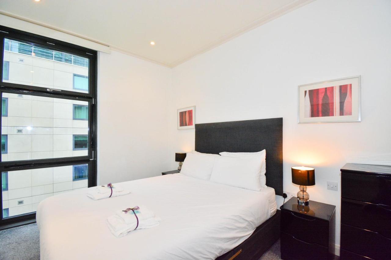 Canary Wharf - Corporate River View Apartments لندن المظهر الخارجي الصورة