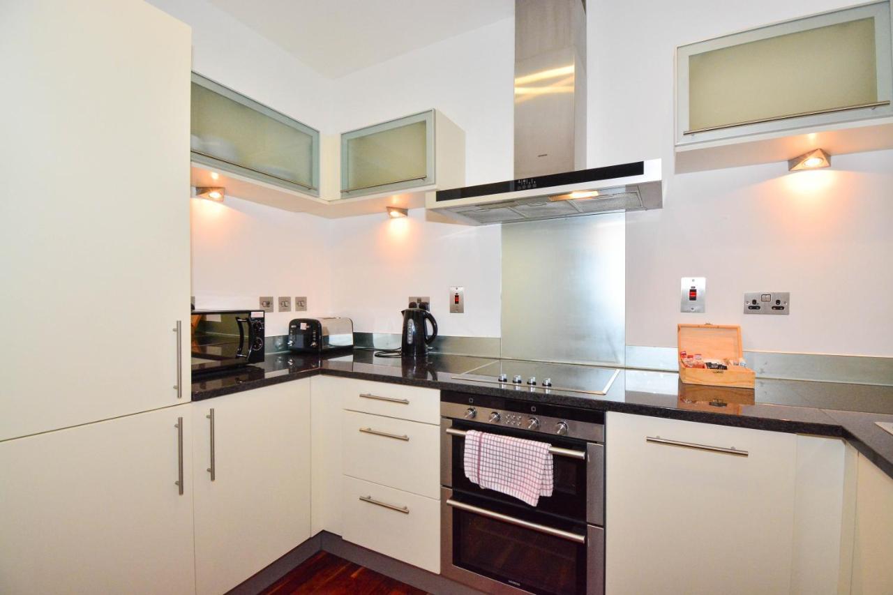Canary Wharf - Corporate River View Apartments لندن المظهر الخارجي الصورة