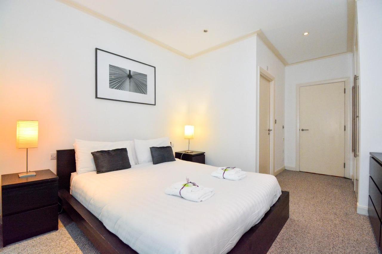 Canary Wharf - Corporate River View Apartments لندن المظهر الخارجي الصورة