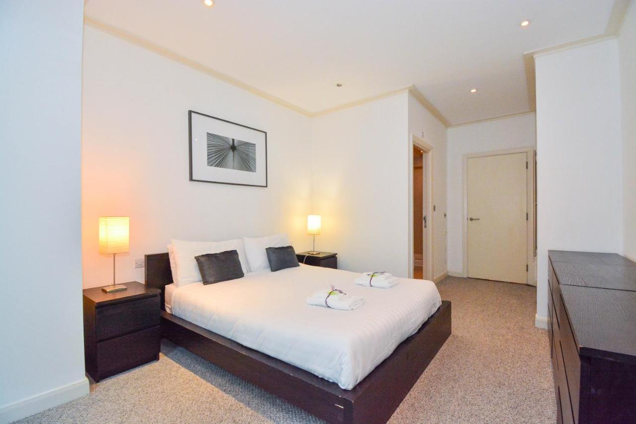 Canary Wharf - Corporate River View Apartments لندن المظهر الخارجي الصورة